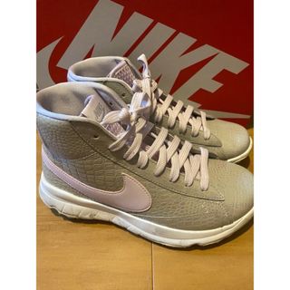 ナイキ(NIKE)のNIKE ハイカットスニーカー　24cm(スニーカー)