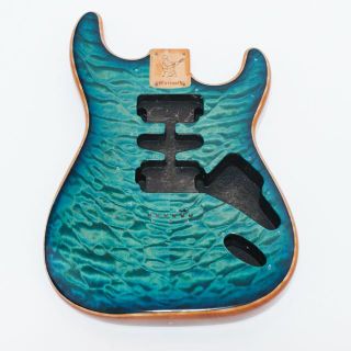 Warmoth ストラトキャスターボディ キルトメイプル ハードテイル(エレキギター)