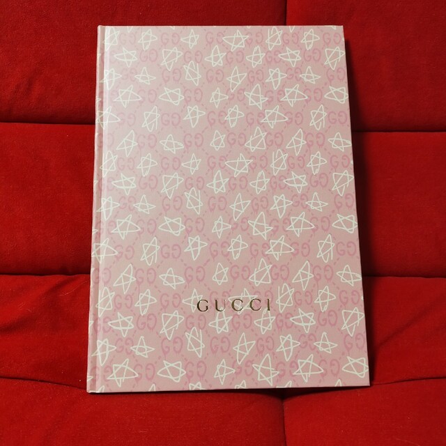 Gucci(グッチ)の今日まで　グッチ　付録ノート インテリア/住まい/日用品の文房具(ノート/メモ帳/ふせん)の商品写真