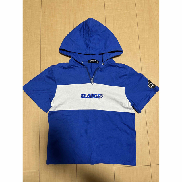 XLARGE(エクストララージ)のXLARGER KIDS  エクストララージ　切替ロゴ半袖パーカーTシャツ キッズ/ベビー/マタニティのキッズ服男の子用(90cm~)(Tシャツ/カットソー)の商品写真