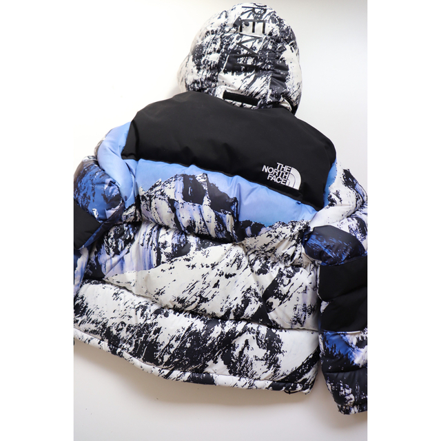 Supreme(シュプリーム)のSupreme × North face バルトロ 雪山 ダウン ジャケット メンズのジャケット/アウター(ダウンジャケット)の商品写真