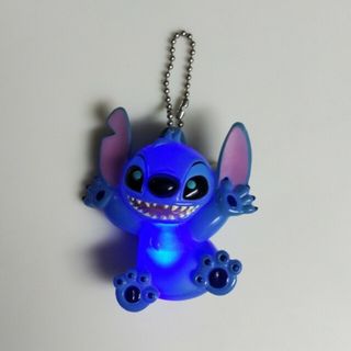 スティッチ(STITCH)のディズニー　スティッチ　ライティングバッジ　光る　キーホルダー　ライト(キャラクターグッズ)