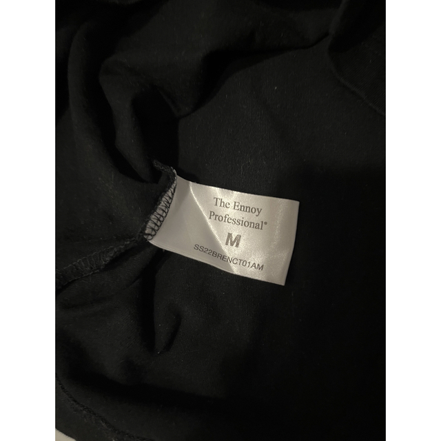 1LDK SELECT(ワンエルディーケーセレクト)のennoy パックT 半袖　胸ロゴ　ブラック　Mサイズ メンズのトップス(Tシャツ/カットソー(半袖/袖なし))の商品写真