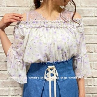 アクシーズファム(axes femme)のaxes femme 花柄エスパンディプルオーバー(カットソー(半袖/袖なし))