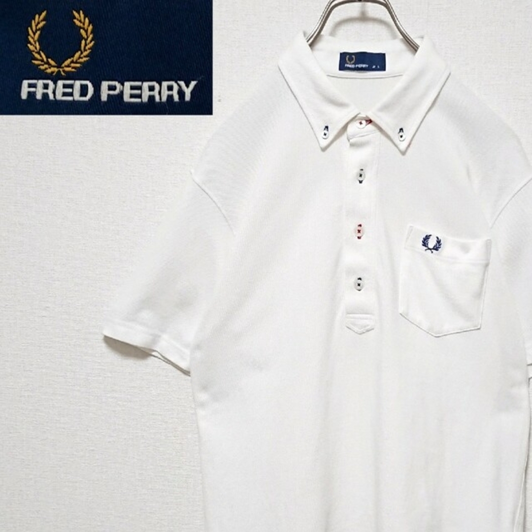 FRED PERRY(フレッドペリー)のフレッドペリー ワンポイント 刺繍 ロゴ ポケット付 鹿の子 半袖ポロシャツ メンズのトップス(ポロシャツ)の商品写真