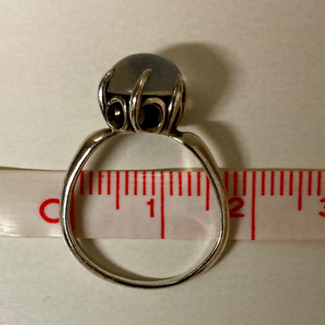 4℃(ヨンドシー)の4°C ムーンストーンシルバーリング レディースのアクセサリー(リング(指輪))の商品写真