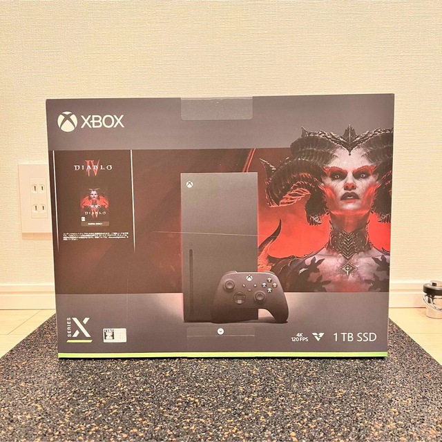 Xbox(エックスボックス)のXbox Series X  ディアブロ IV 同梱版 エンタメ/ホビーのゲームソフト/ゲーム機本体(家庭用ゲーム機本体)の商品写真