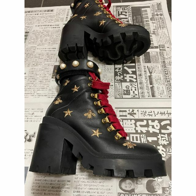 GUCCI - 【日本未入荷】ほぼ未使用 Gucci グッチ ビー パール GUCCI - 【日本未入荷】ほぼ未使用 Gucci グッチ ビー パール