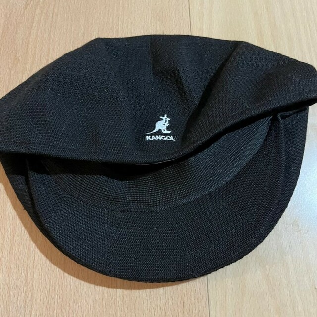 KANGOL(カンゴール)の大人気！！！KANGOLベレー帽　夏　メッシュ　韓国　ハンチング　黒　帽子 レディースの帽子(ハンチング/ベレー帽)の商品写真