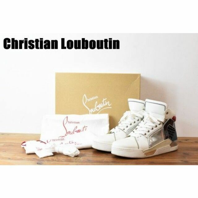 Louboutin ルブタン スニーカー 靴 高級　クリスチャンルブタン
