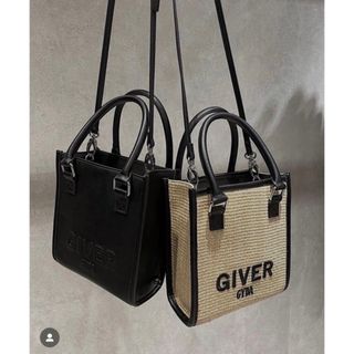 GYDA/新品 タッセルショルダーバッグ