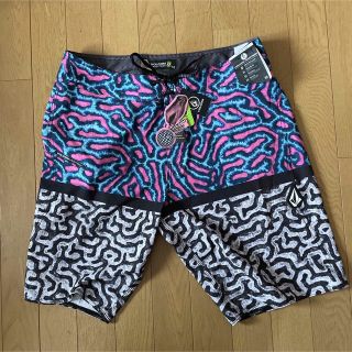 volcom - ボルコム VOLCOM メンズ ボード ショーツ サーフ トランクス 32インチ