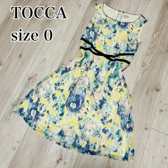 TOCCA - 【美品】トッカ ワンピース ひざ丈 花柄 シフォン