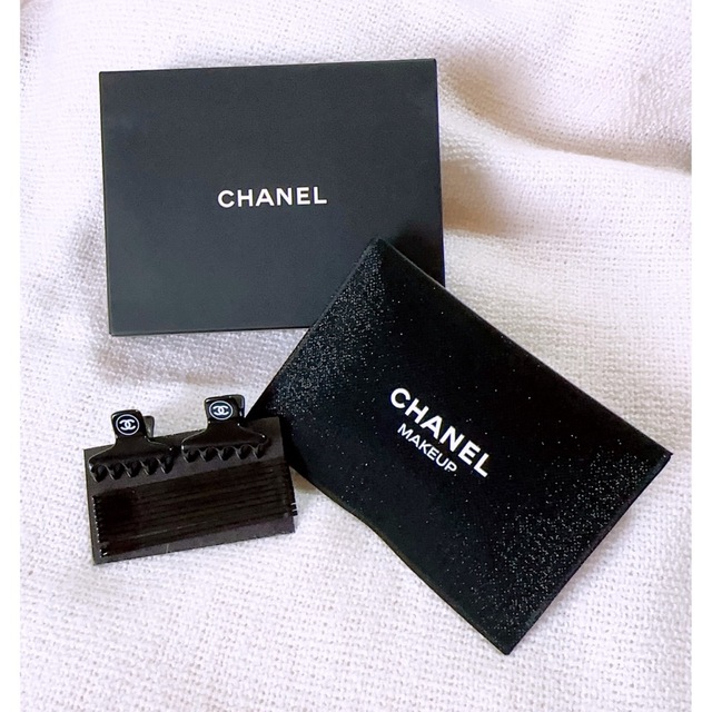 ??CHANEL ??ノベルティー ??ヘアクリップ??新品未使用??即日発送可