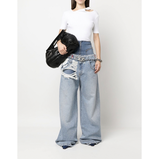 ディーゼル diesel 日本未入荷 新品 試着のみ デニム ディーゼル diesel 日本未入荷 新品 試着のみ デニム