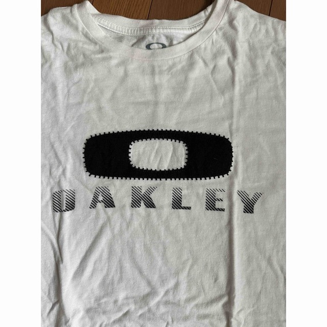 Oakley(オークリー)のオークリー　OAKLEY Tシャツ　Sサイズ　2枚組 セット メンズのトップス(Tシャツ/カットソー(半袖/袖なし))の商品写真