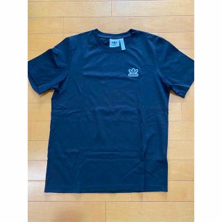 アディダス(adidas)のadidas Tシャツ(Tシャツ/カットソー(半袖/袖なし))