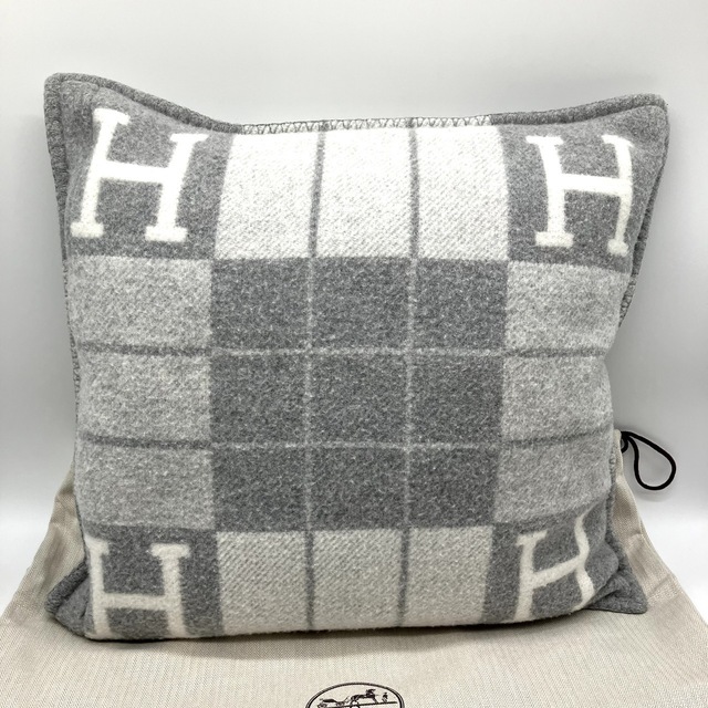 Hermes - ☆美品 HERMES エルメス アヴァロンⅢピローPM クッション