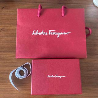 サルヴァトーレフェラガモ(Salvatore Ferragamo)のフェラガモ  箱　紙袋　リボン(ショップ袋)