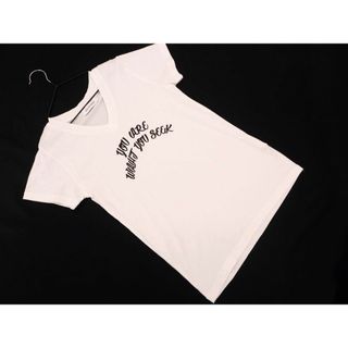 マウジー(moussy)のアズールバイマウジー Vネック プリント Tシャツ sizeS/白 ■◆ レディース(Tシャツ(半袖/袖なし))