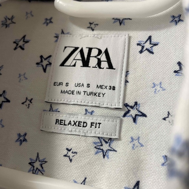 ZARA(ザラ)の⭐️ 【極美品】ZARA ザラメンズ半袖フィットシャツ⭐️ メンズのトップス(シャツ)の商品写真