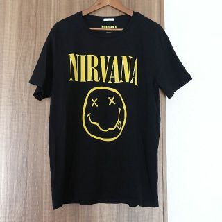 ジーユー(GU)のNIRVANA (ニルバーナ) ×GU(ジーユー) ロゴ Tシャツ 黒 XL(Tシャツ/カットソー(半袖/袖なし))