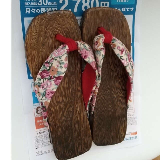 浴衣の下駄 女の子 22cm～23cm程 キッズ/ベビー/マタニティのキッズ靴/シューズ(15cm~)(下駄/草履)の商品写真