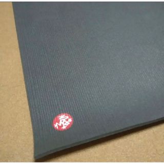 マンドゥカ(manduka)のマンドゥカ　Manduka ヨガマット　ブラックマットプロ　6mm(ヨガ)