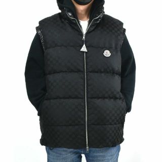 モンクレール(MONCLER)の【BLACK】モンクレール ジレ ダウンベスト(ダウンジャケット)