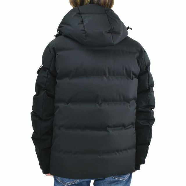 MONCLER(モンクレール)の【BLACK】モンクレール ダウンジャケット メンズのジャケット/アウター(ダウンジャケット)の商品写真