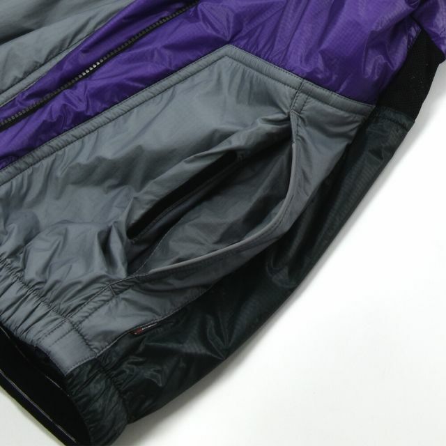 MONCLER(モンクレール)の【BLACK/PURPLE】モンクレール ダウンジャケット  メンズのジャケット/アウター(ダウンジャケット)の商品写真