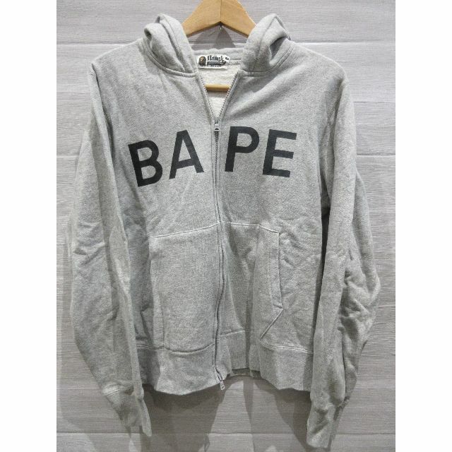 A BATHING APE(アベイシングエイプ)の[U5723]アベイシングエイプ パーカー グレー BAPE Mサイズ メンズのトップス(パーカー)の商品写真