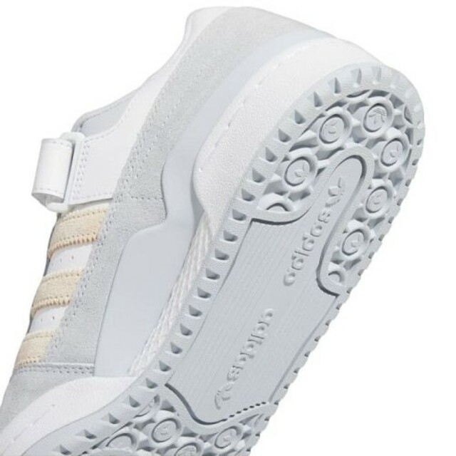 adidas(アディダス)のAdidas　アディダス　フォーラムロー　ホワイト　ブルー メンズの靴/シューズ(スニーカー)の商品写真