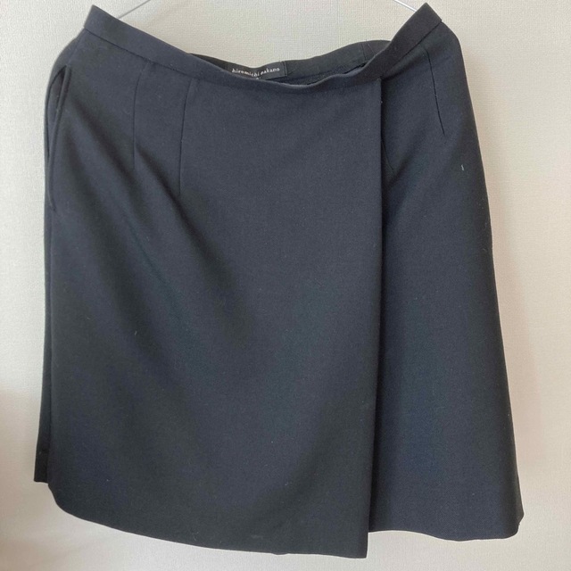 HIROMICHI NAKANO(ヒロミチナカノ)のヒロミチナカノ　オフィス　制服　9号　キュロット レディースのパンツ(キュロット)の商品写真
