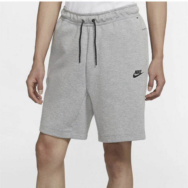 NIKE(ナイキ)のNIKE TECH FLEECE SHORT Mサイズ 新品未使用 メンズのパンツ(ショートパンツ)の商品写真