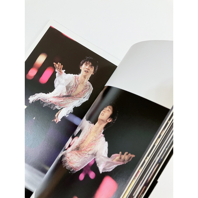ファンタジーオンアイス　2018 オフィシャルフォトブック エンタメ/ホビーの本(趣味/スポーツ/実用)の商品写真