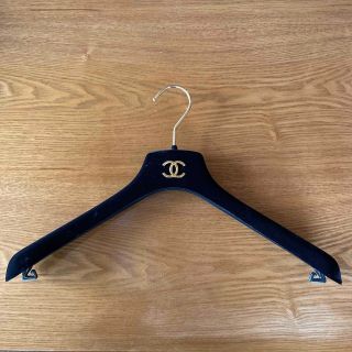 シャネル 押し入れ収納/ハンガーの通販 200点以上 | CHANELの シャネル 押し入れ収納/ハンガーの通販 200点以上 | CHANELの