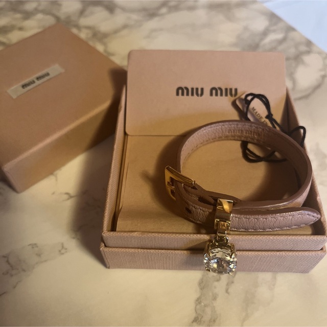 miumiu ミュウミュウ ブレスレット-