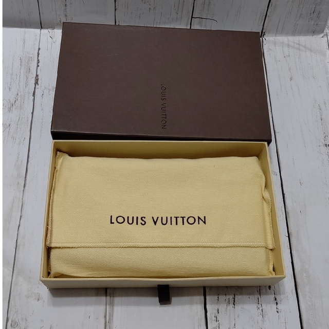 LOUIS VUITTON(ルイヴィトン)のルイヴィトン/ヴェルニ/ジッピーウォレット/財布/新品 レディースのファッション小物(財布)の商品写真