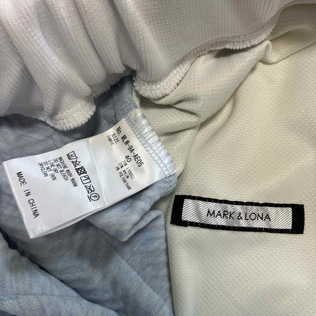 MARK&LONA(マークアンドロナ)のマークアンドロナ　MARK&LONA スカート　水色　ヘリンボーン　40サイズ スポーツ/アウトドアのゴルフ(ウエア)の商品写真