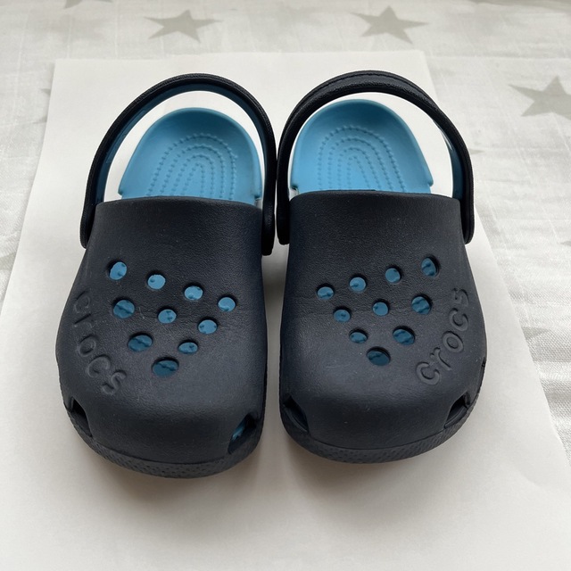 CROSS(クロス)のCROCS キッズサンダル　C9   16.5cm キッズ/ベビー/マタニティのキッズ靴/シューズ(15cm~)(サンダル)の商品写真