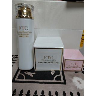 お値下げ中♡フェリーチェトワコ FTC 美容クリーム