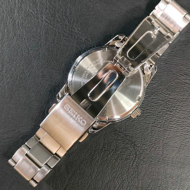 美品　稼働　SEIKO v158-0am0