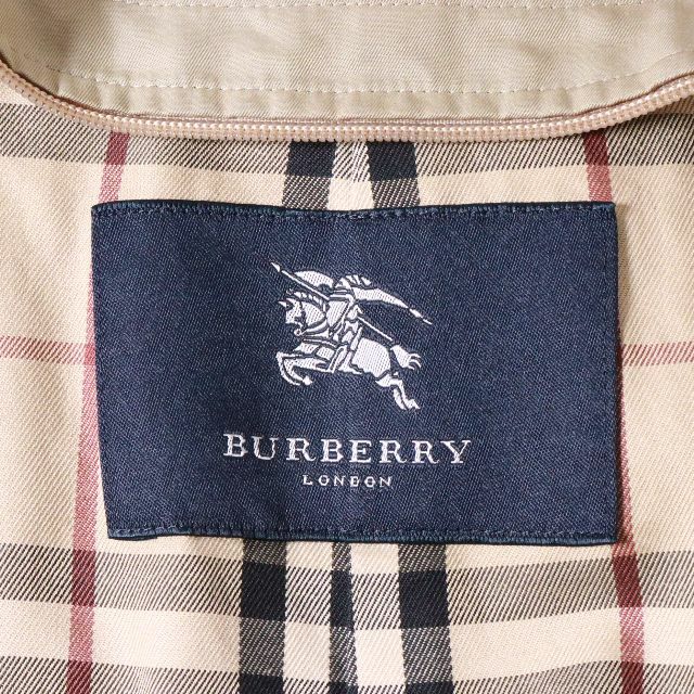 BURBERRY(バーバリー)のバーバリーロンドントレンチコートライナー付き(ベージュ) Burberry  レディースのジャケット/アウター(ロングコート)の商品写真