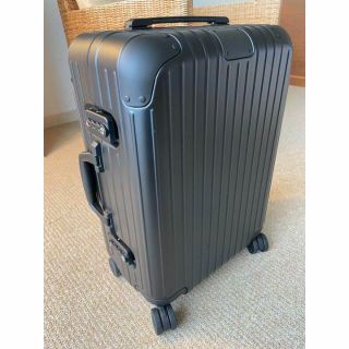 国内初の直営店 S31L機内持込可!ゴールド 最終値下げ 【RIMOWAリモワ