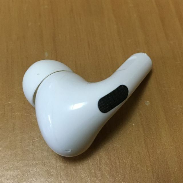 Apple(アップル)の傷有特価品-2 Apple純正 AirPods Pro  右（R） A2083 スマホ/家電/カメラのオーディオ機器(ヘッドフォン/イヤフォン)の商品写真