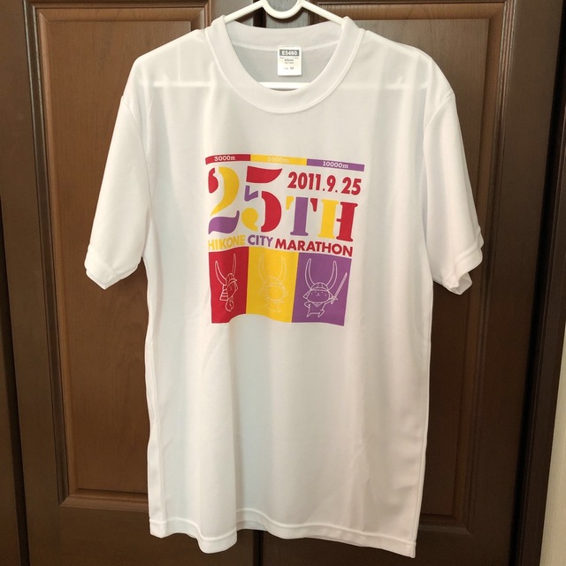 ひこにゃん　Ｔシャツ エンタメ/ホビーのおもちゃ/ぬいぐるみ(キャラクターグッズ)の商品写真