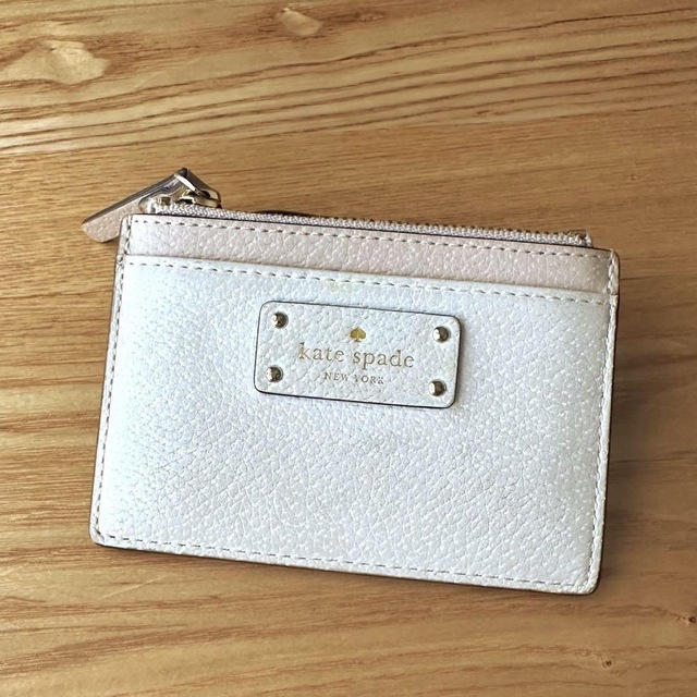 kate spade new york(ケイトスペードニューヨーク)のkate spade ケイトスペード card holder パスケース レディースのファッション小物(名刺入れ/定期入れ)の商品写真