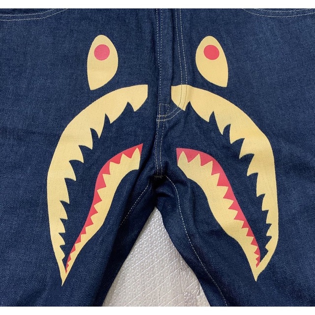 APE BAPE KAWS DENIM SHARK パンツ　シャーク　デニム　L