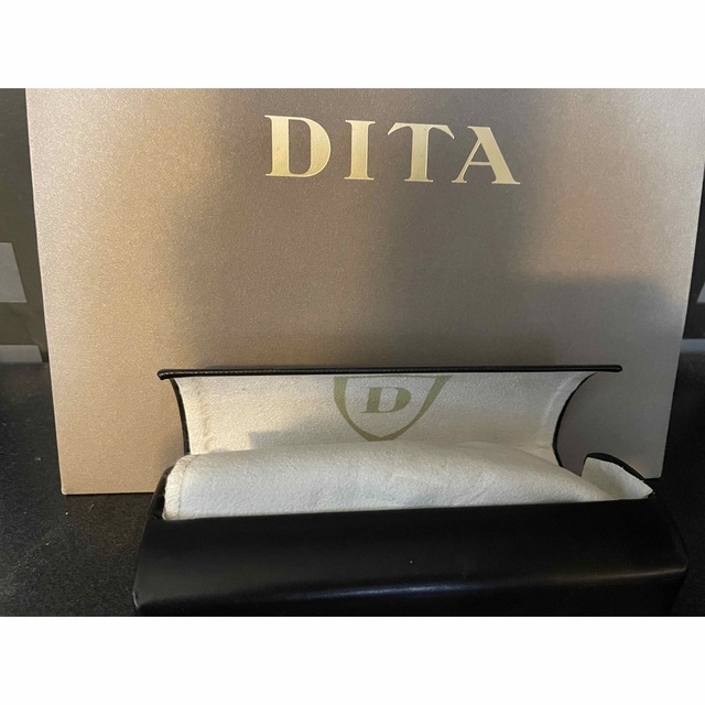 DITA(ディータ)の限定品DITAサングラスflightホワイト白フレーム眼鏡グラデーション青 メンズのファッション小物(サングラス/メガネ)の商品写真